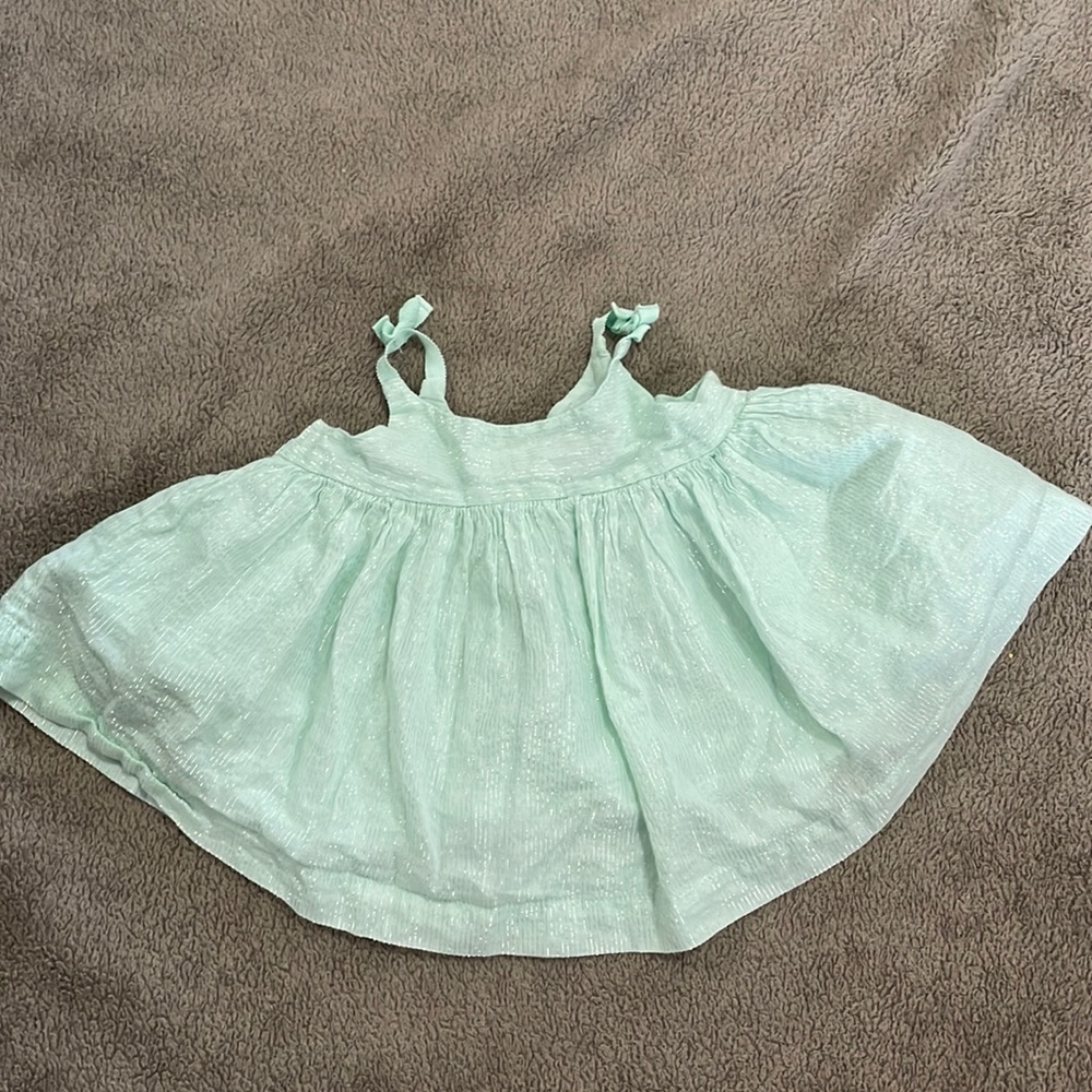 Gap top